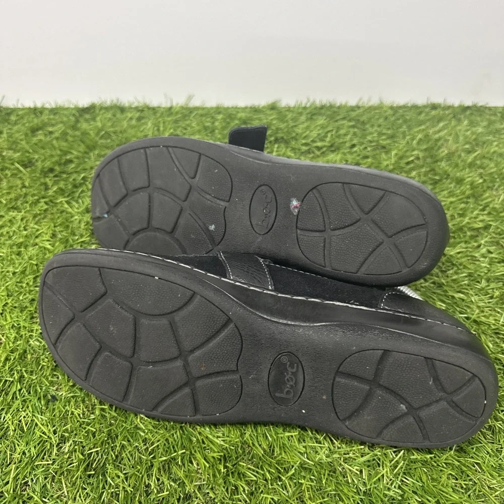 Born b.o. c Womens Erna Loafers Size 7.5 Black Suede Slip On Flat Shoes Buckles - Picture 7 of 7